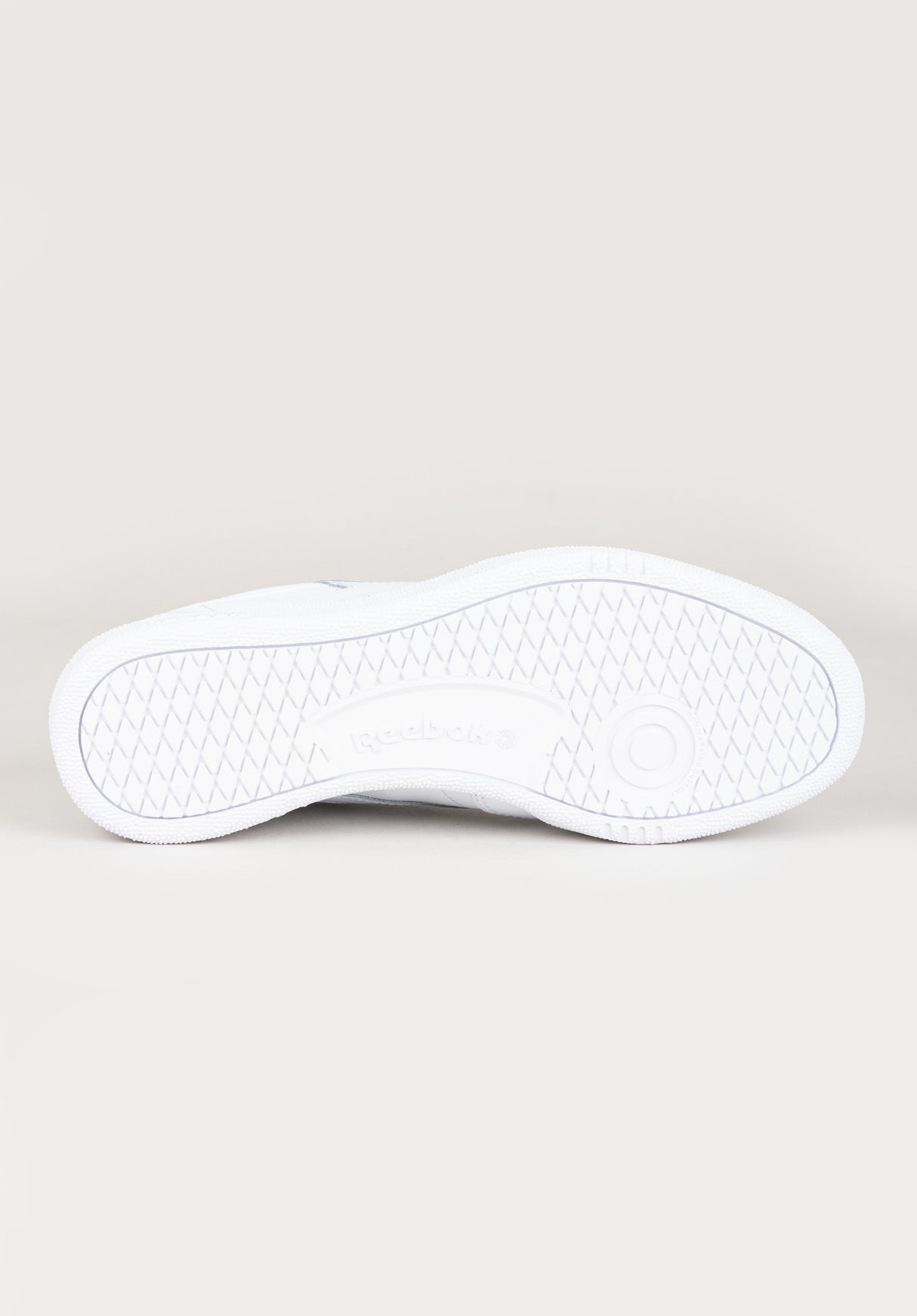 Club C 85 int-white-green Close-Up1