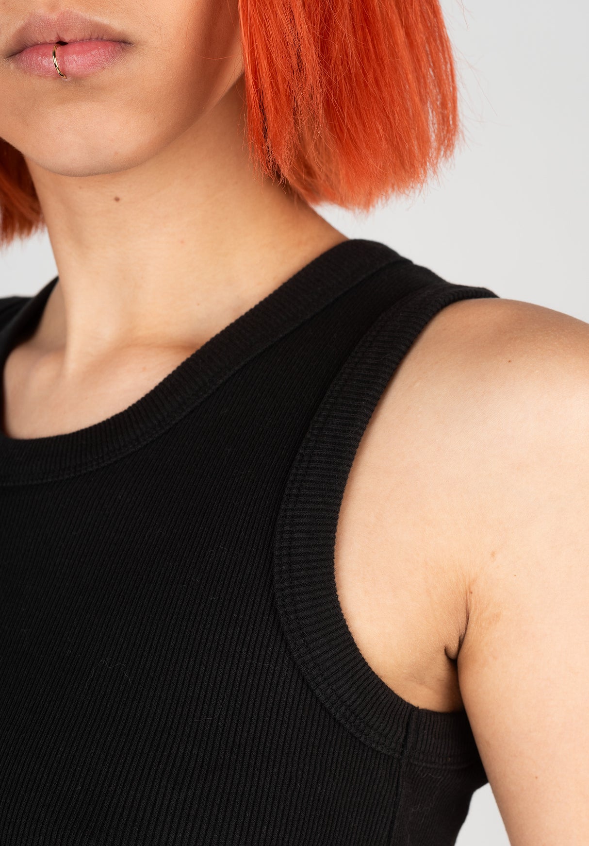 Drew Rib Tank black Rückenansicht