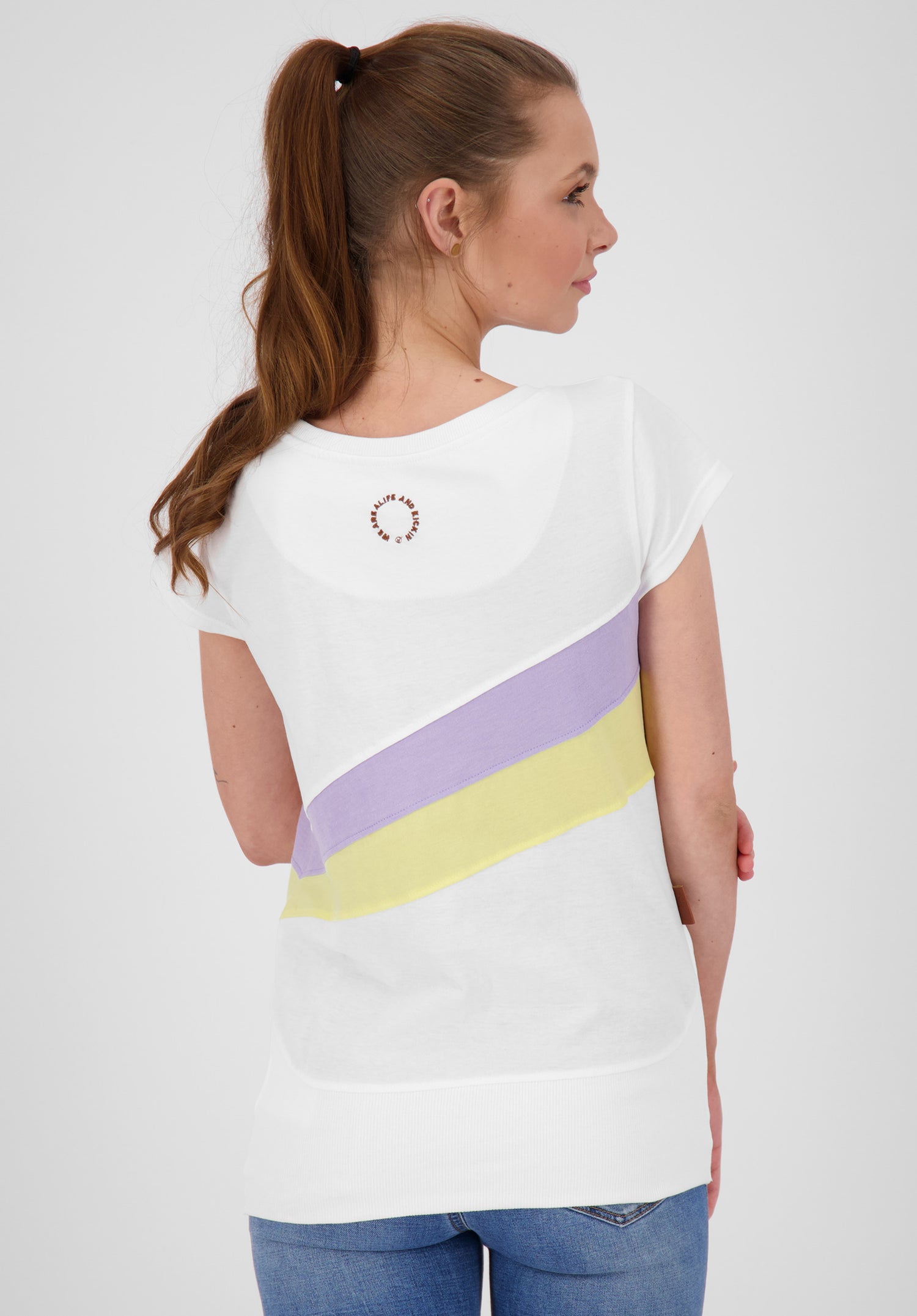 Clea white 122 Rückenansicht Zoom Image