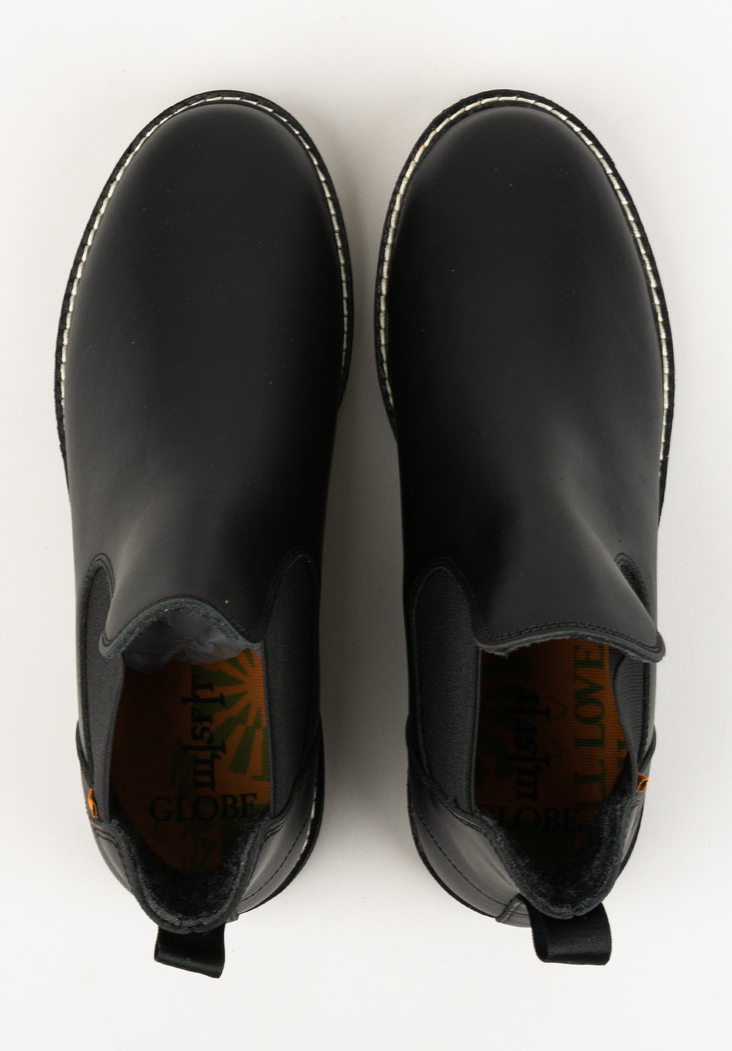 Dover 2 Vibram black Close-Up2 Zoom Image