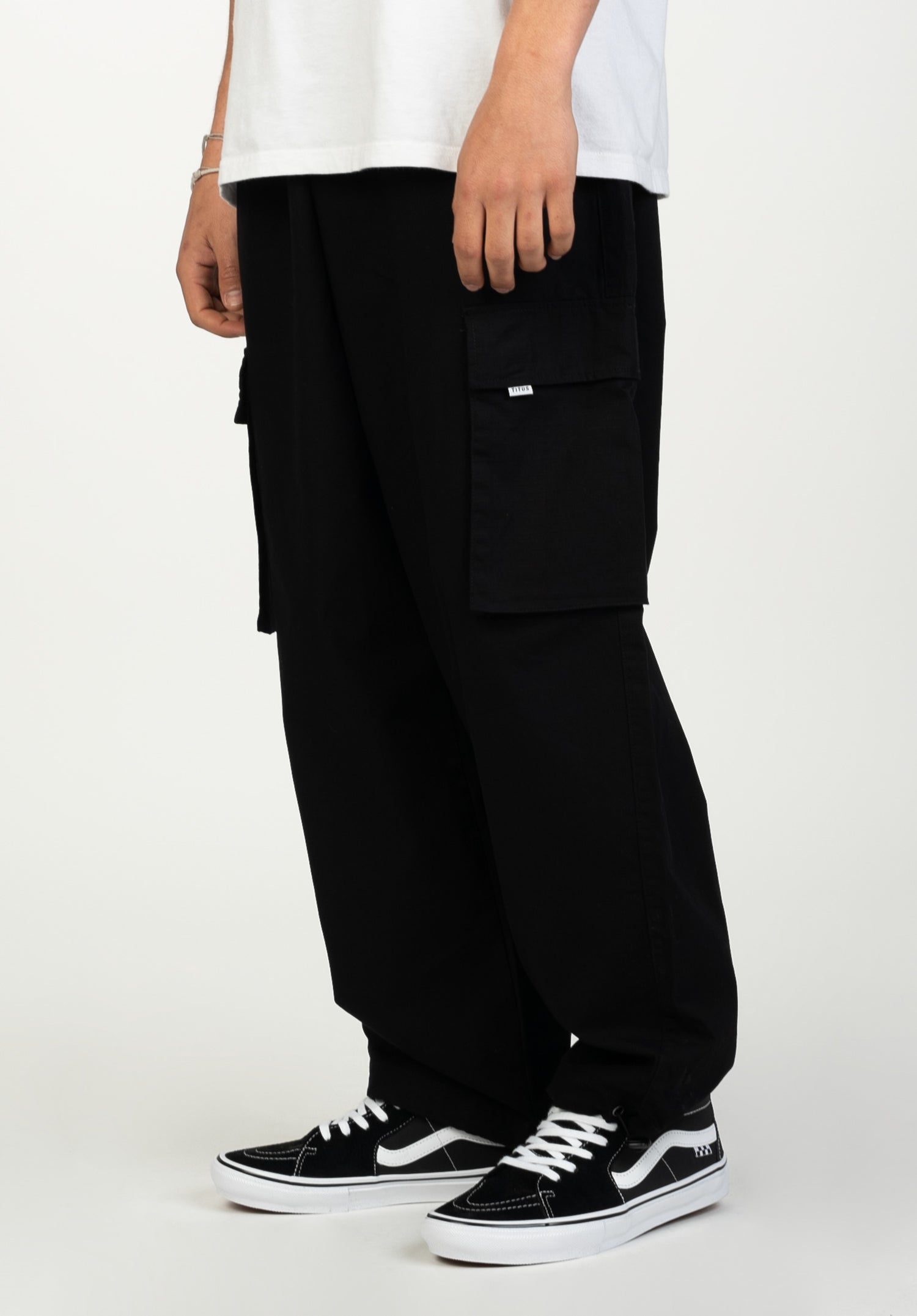 Jannik|1,80|L Zoom Image