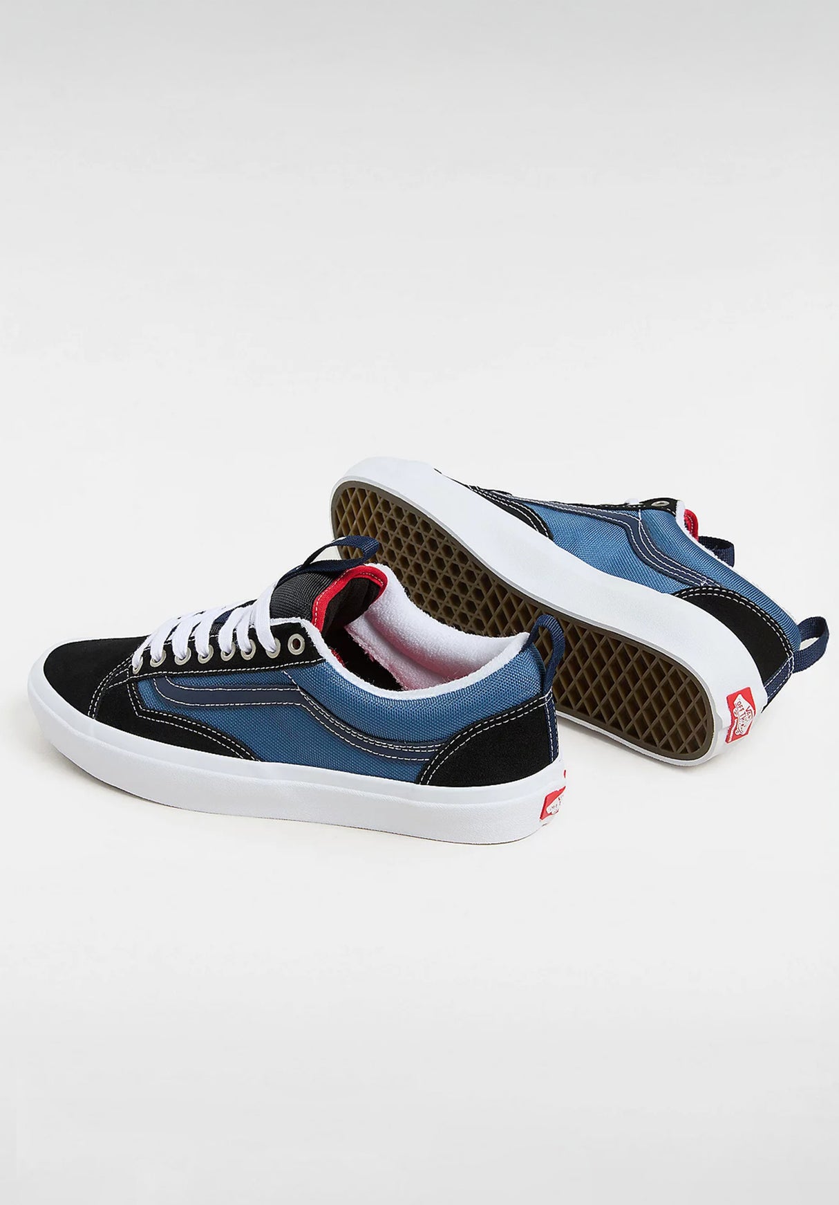 Skate Old Skool 36 + black-stvnavy Closeup1
