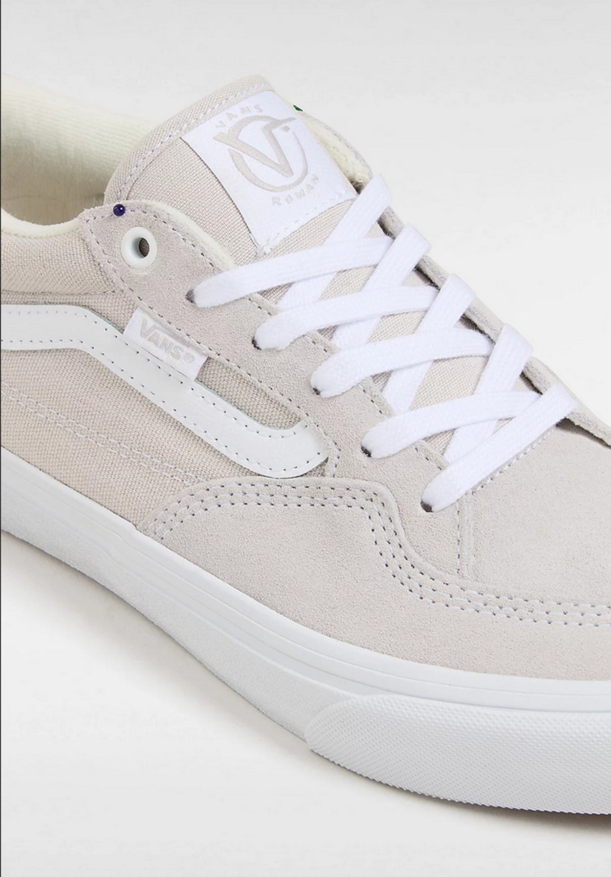 Skate Rowan chalkviolet Closeup2