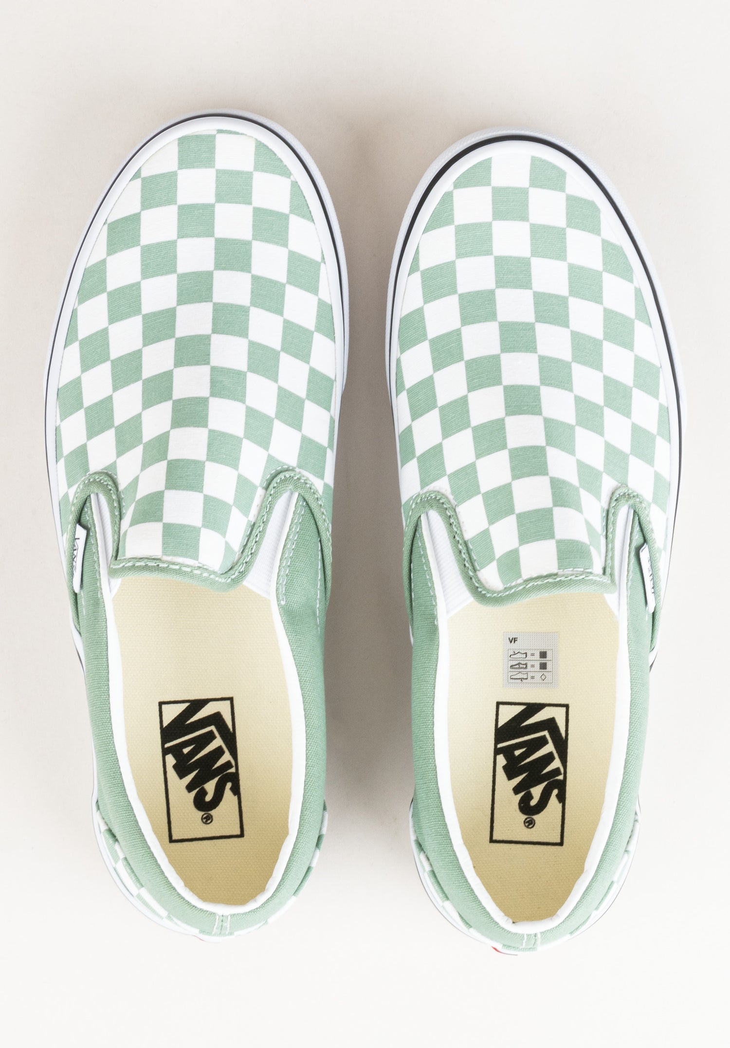 Slip-On colotheorycheckerboardiceberggreen Closeup2 Zoom Image