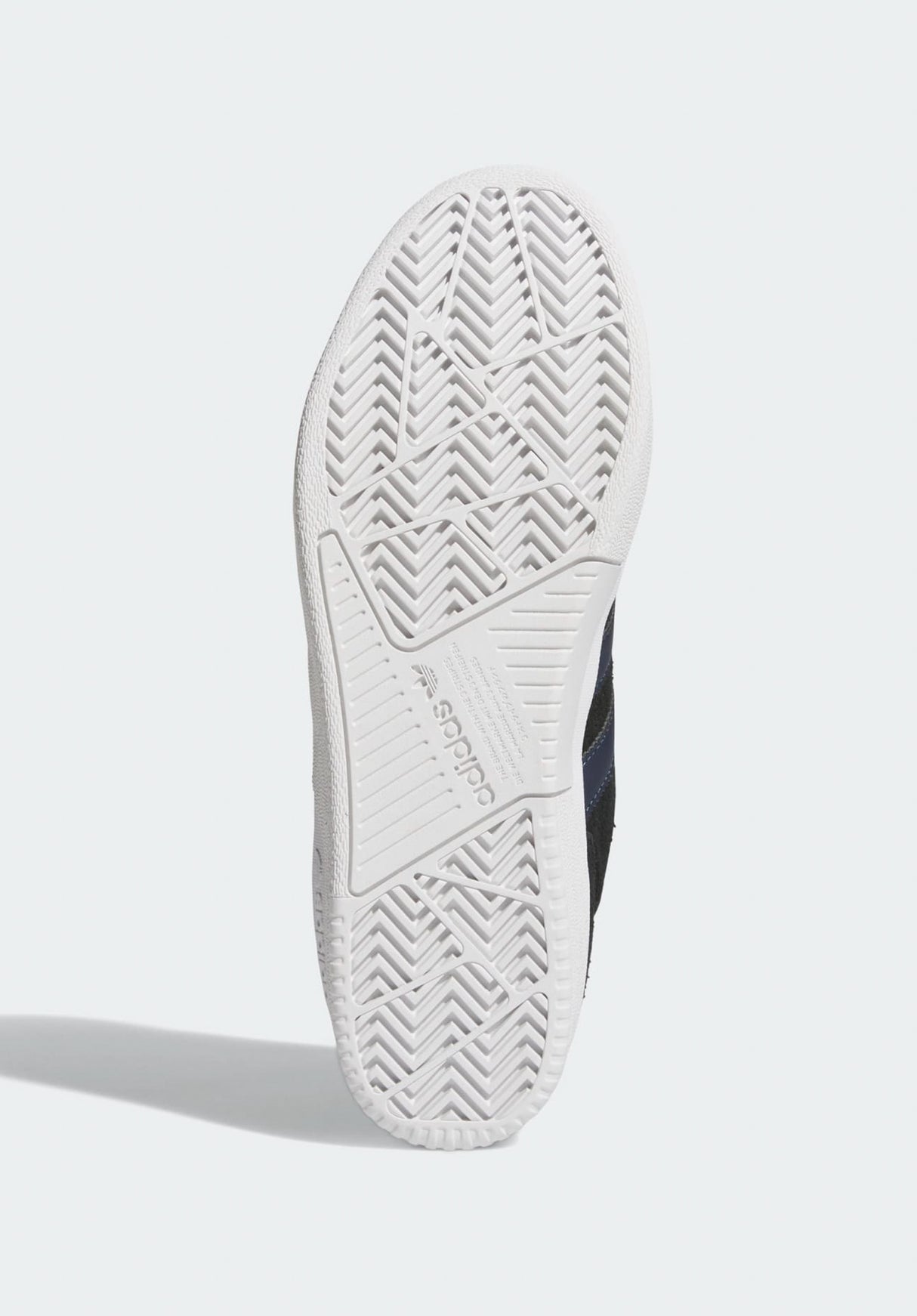 Tyshawn Low coreblack-clearsky-collegiatenavy Oberansicht