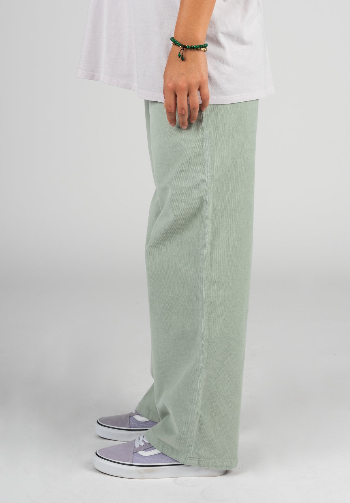 Women Kim babycord-grey-mint Closeup1