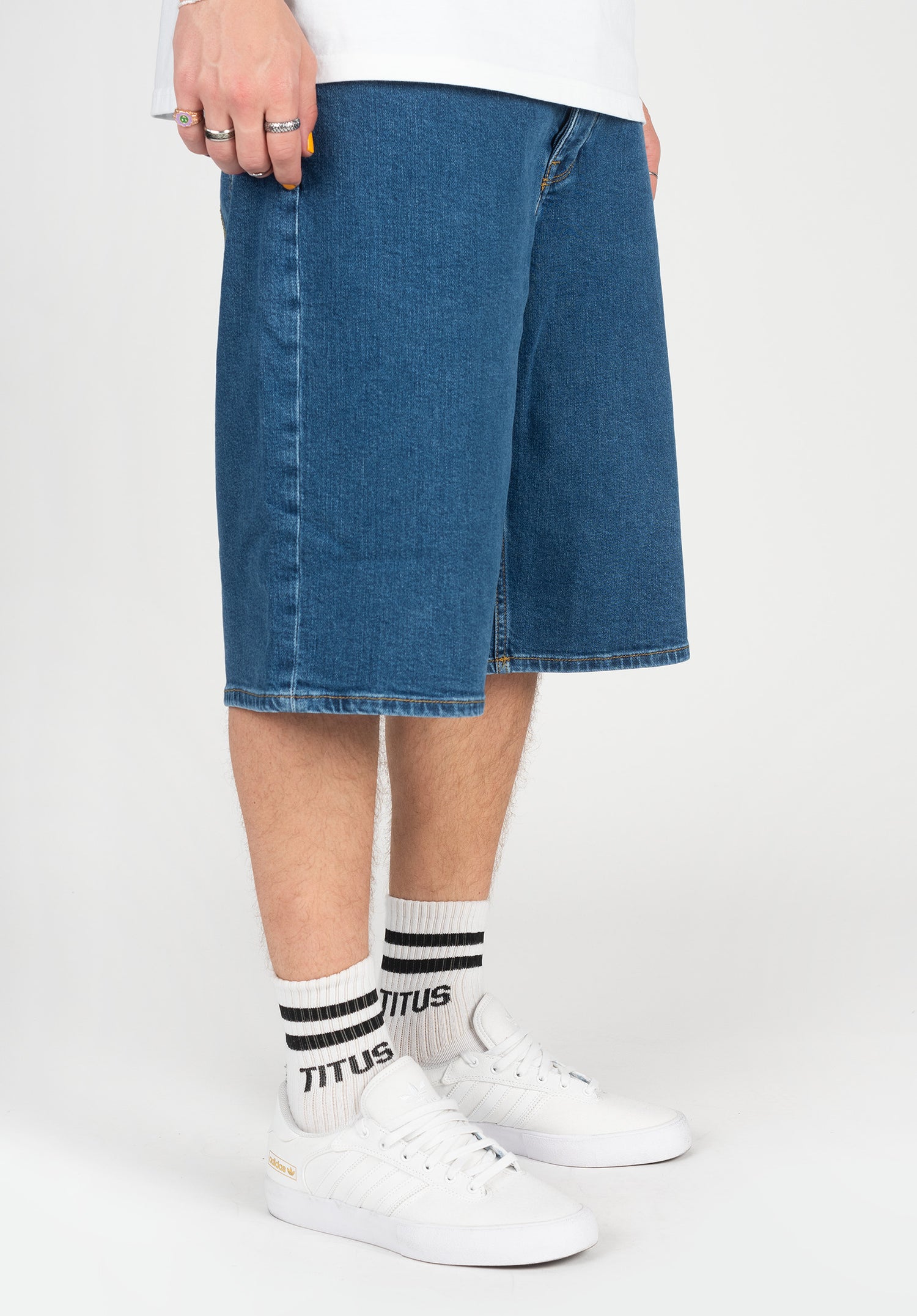 Andre|1.92|34 Zoom Image