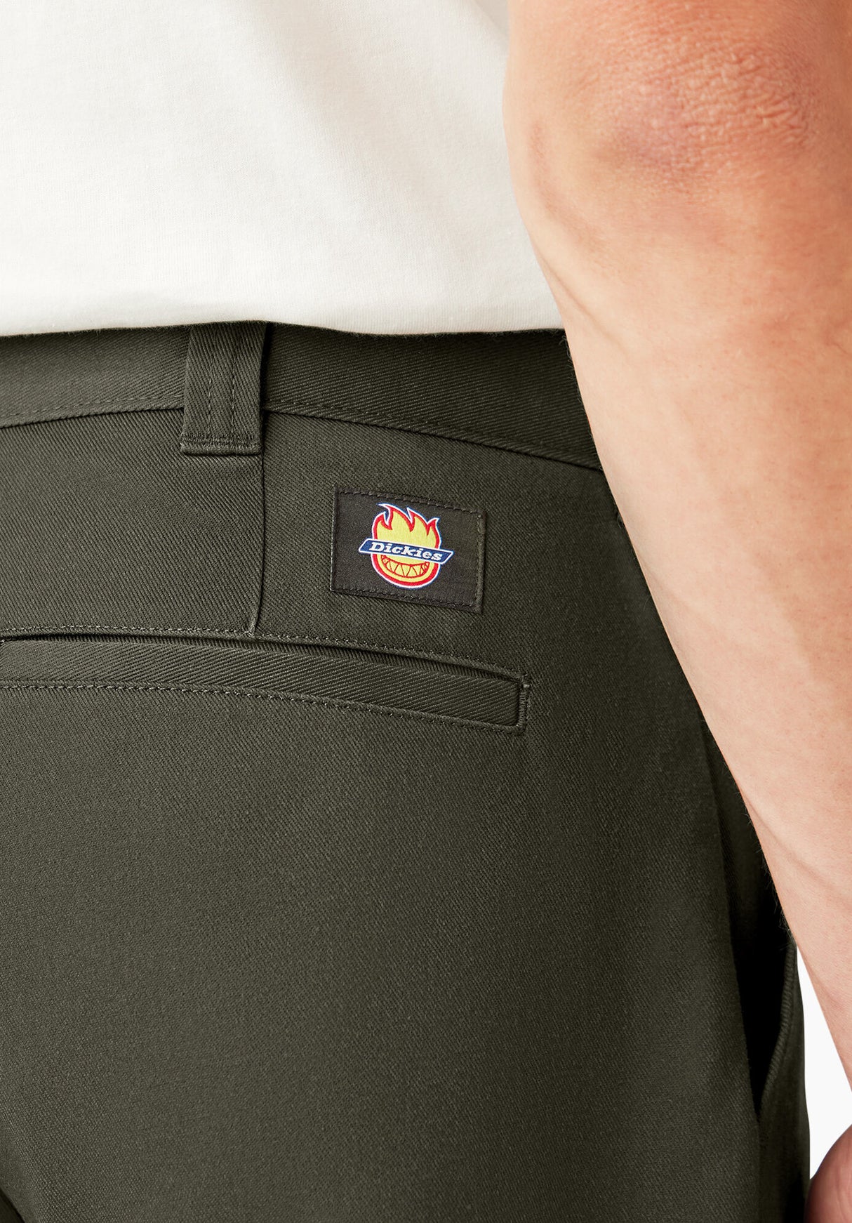 x Spitfire Double Knee olivegreen Closeup1