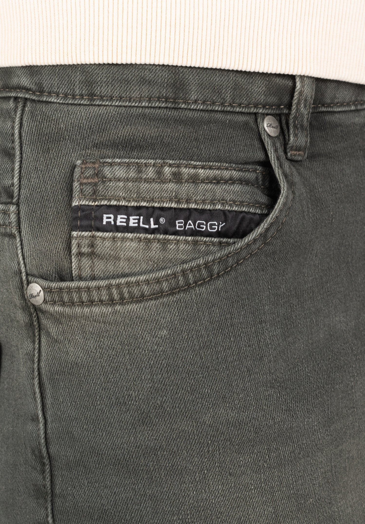 Women Chloé Baggy green Close-Up2 Zoom Image