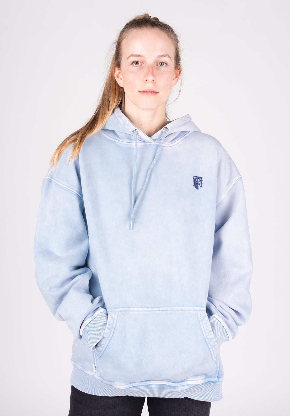 Anabel|1.72|M
