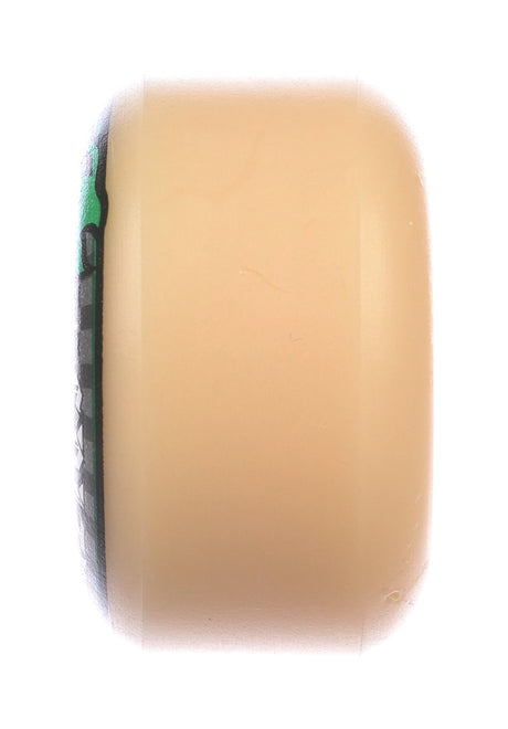 Formula Four Conical 101A white-green Close-Up1