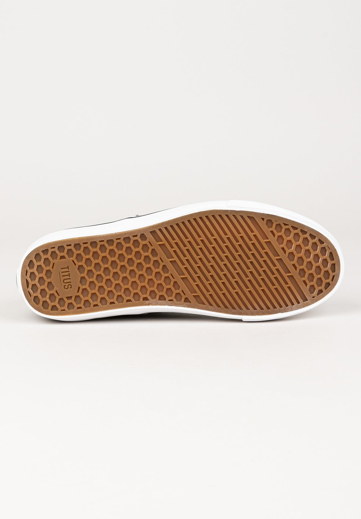 Clubman darkgrey-chambray-white Close-Up1