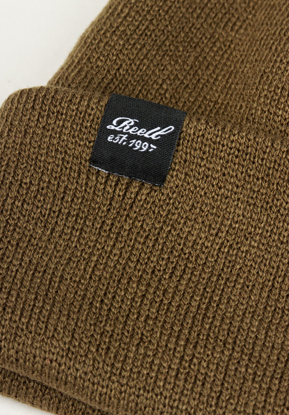 Beanie earthbrown Rückenansicht