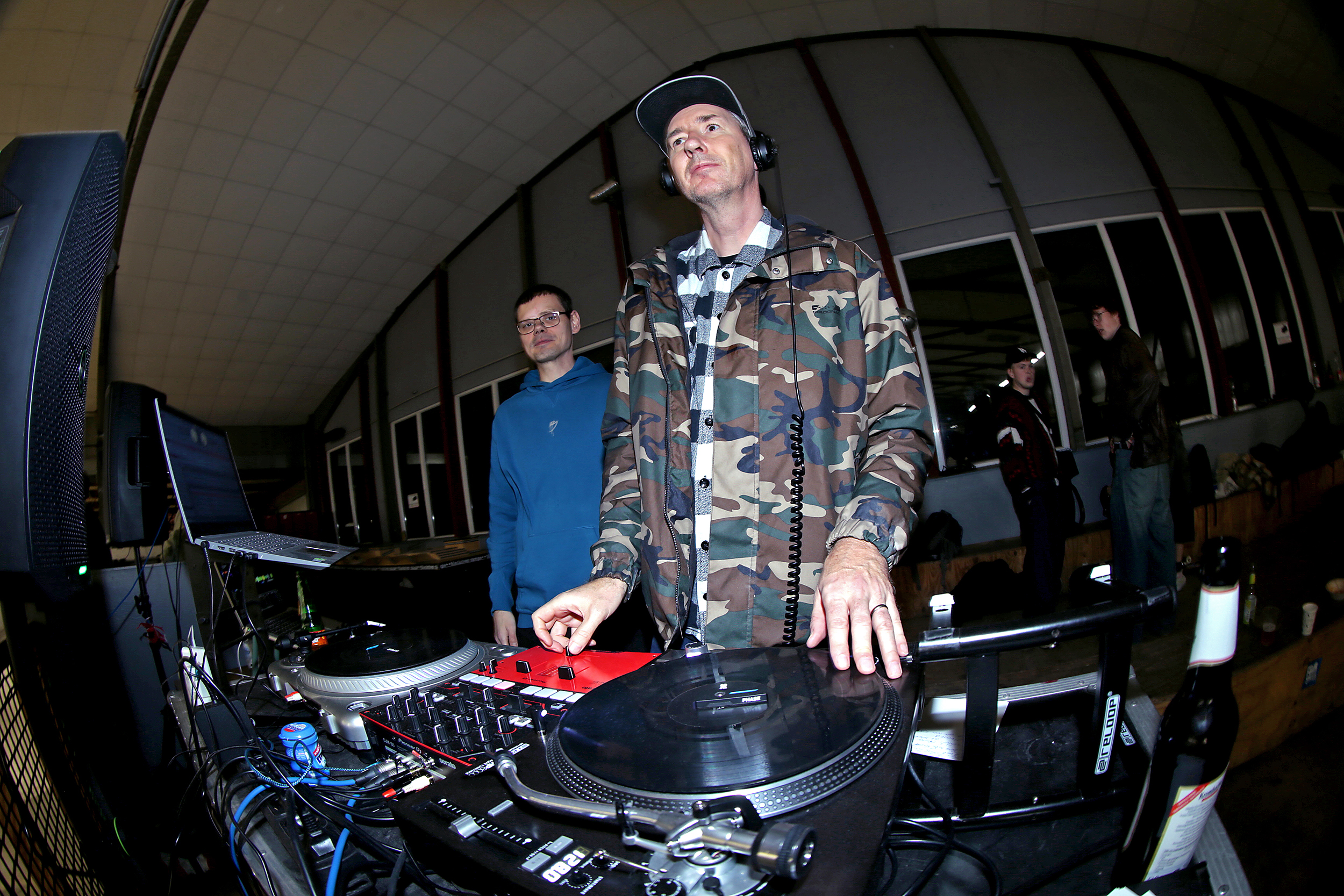 KrulliAtTable_XMasJam2024_Gentsch_adj__BLOG.jpg