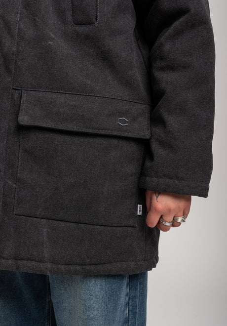 TITUS Baton Winterjakke blackwashed – Set fra siden