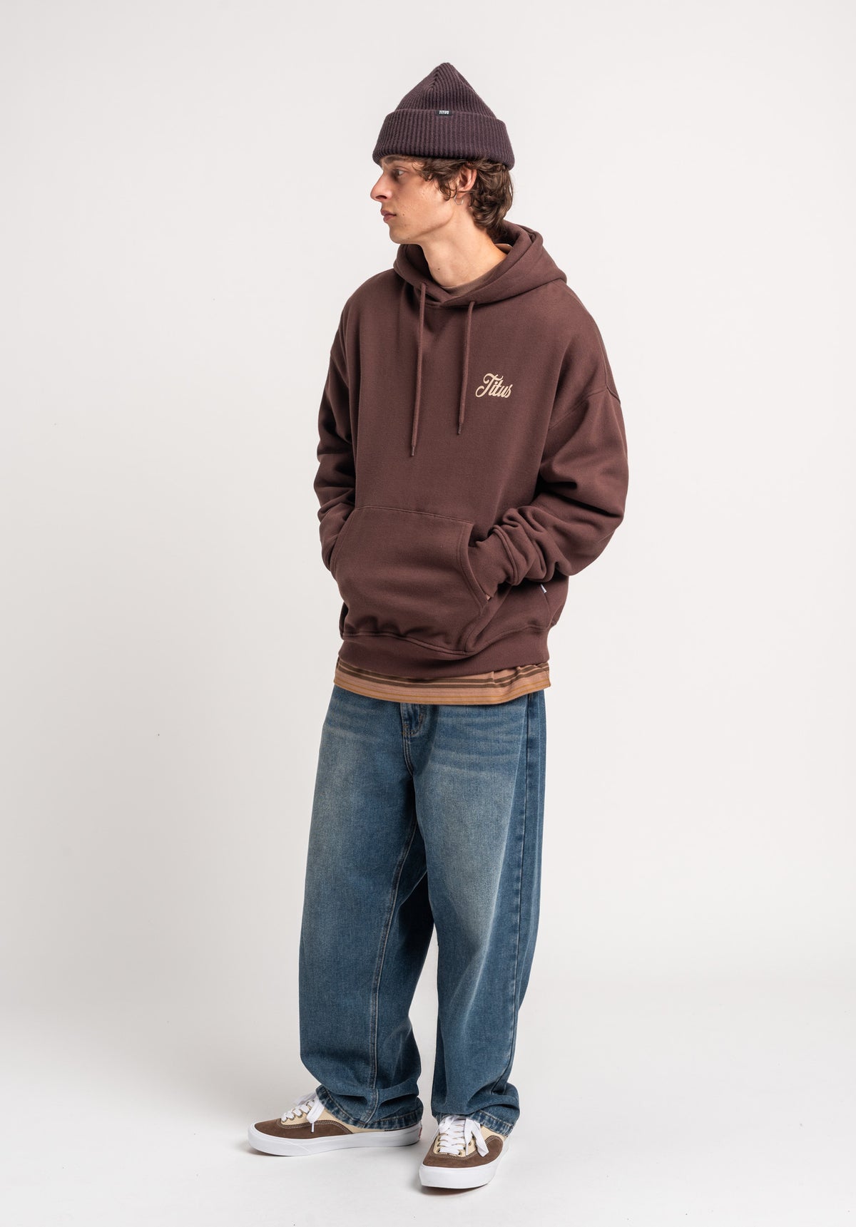 TITUS Nika Sudadera darkbrown – Vista lateral