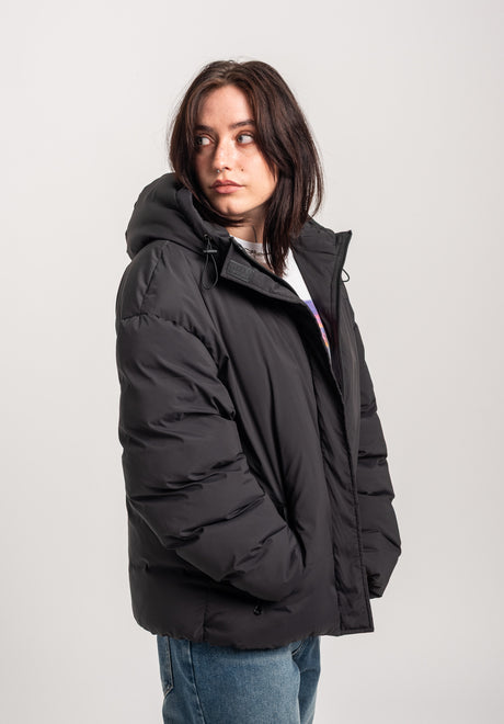 TITUS Arwene Winterjakke black – Detaljevisning 1