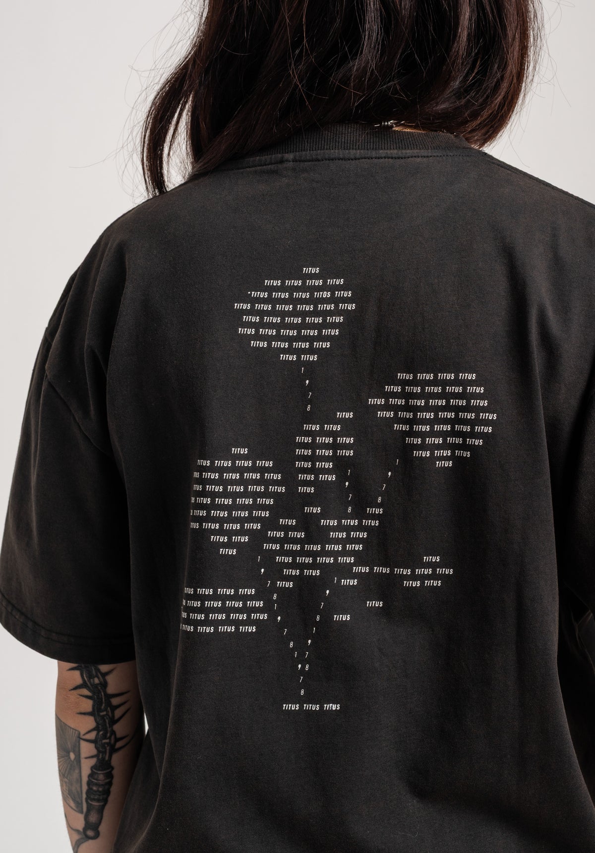 TITUS Nevena Camiseta blackfaded – Vista de detalle 1