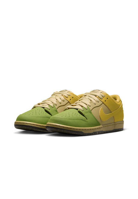 Dunk Low pro WC safronquartz-safronquartz-pear Rueckenansicht