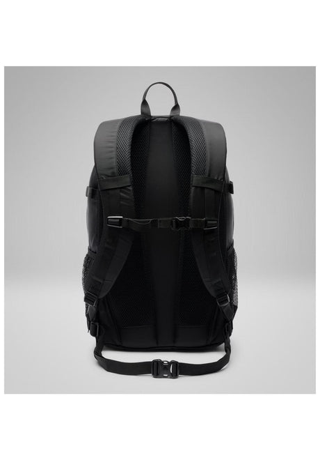 Castle Crest 25L black Rueckenansicht