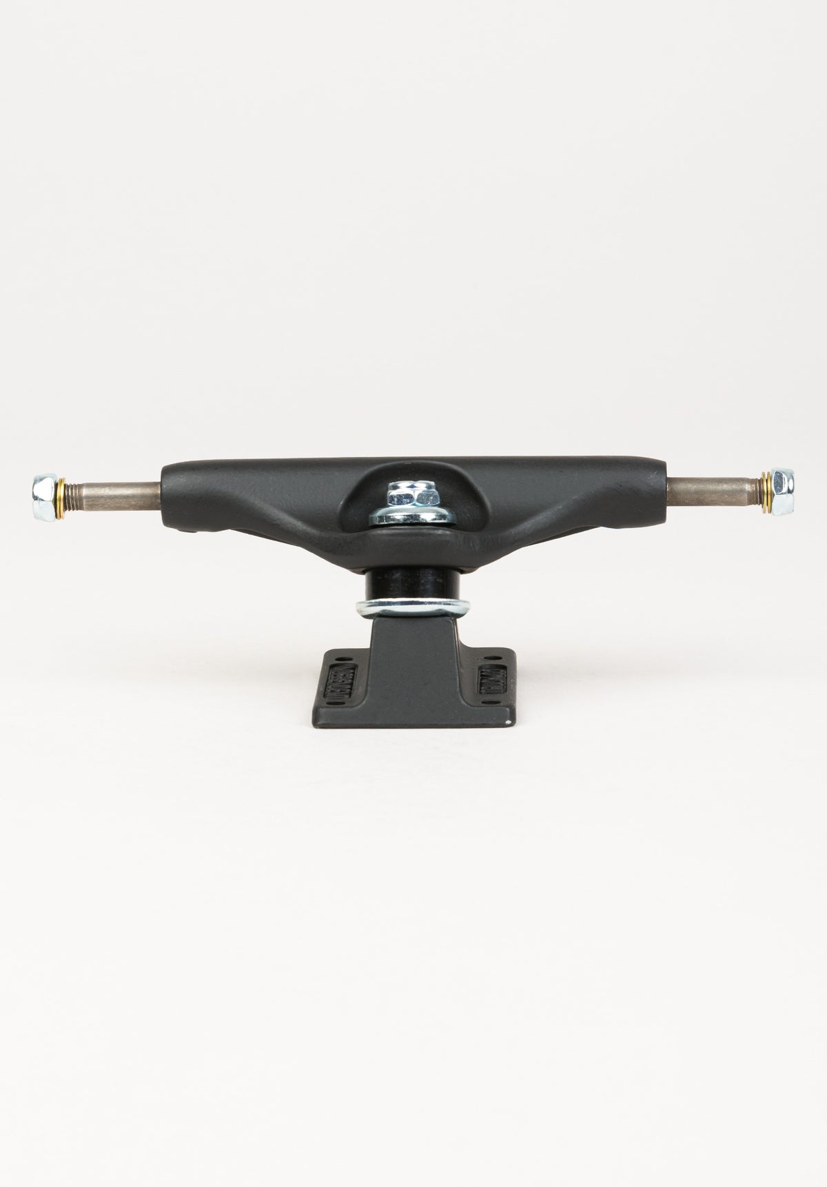 Independent 139 Stage 11 Blackout Truck black – Vista posteriore