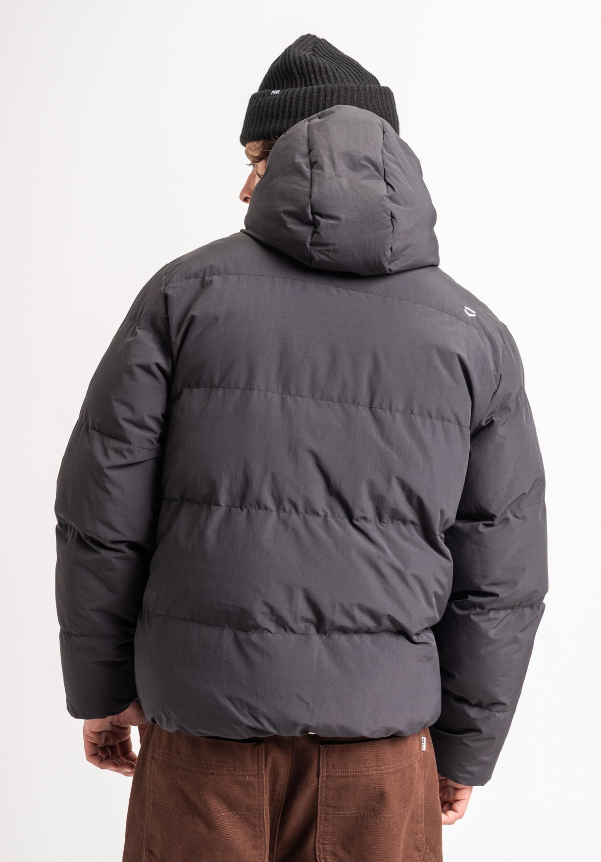 Puffer black Closeup1