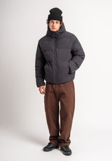 Puffer black Unteransicht