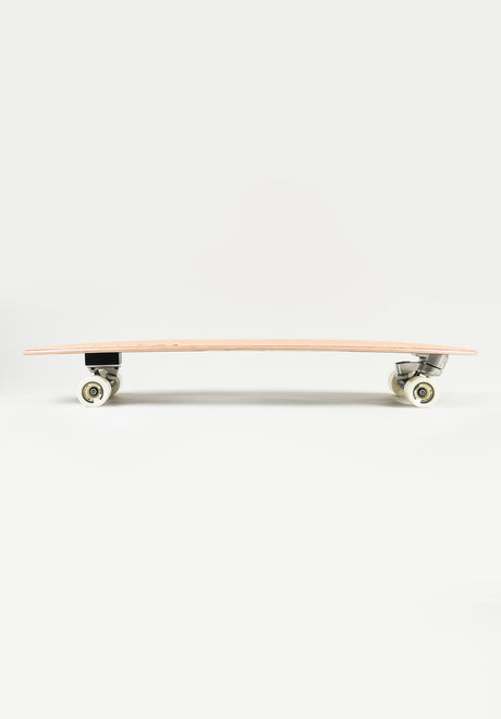 Calmon 41 Signature Series Surfskate black Closeup1