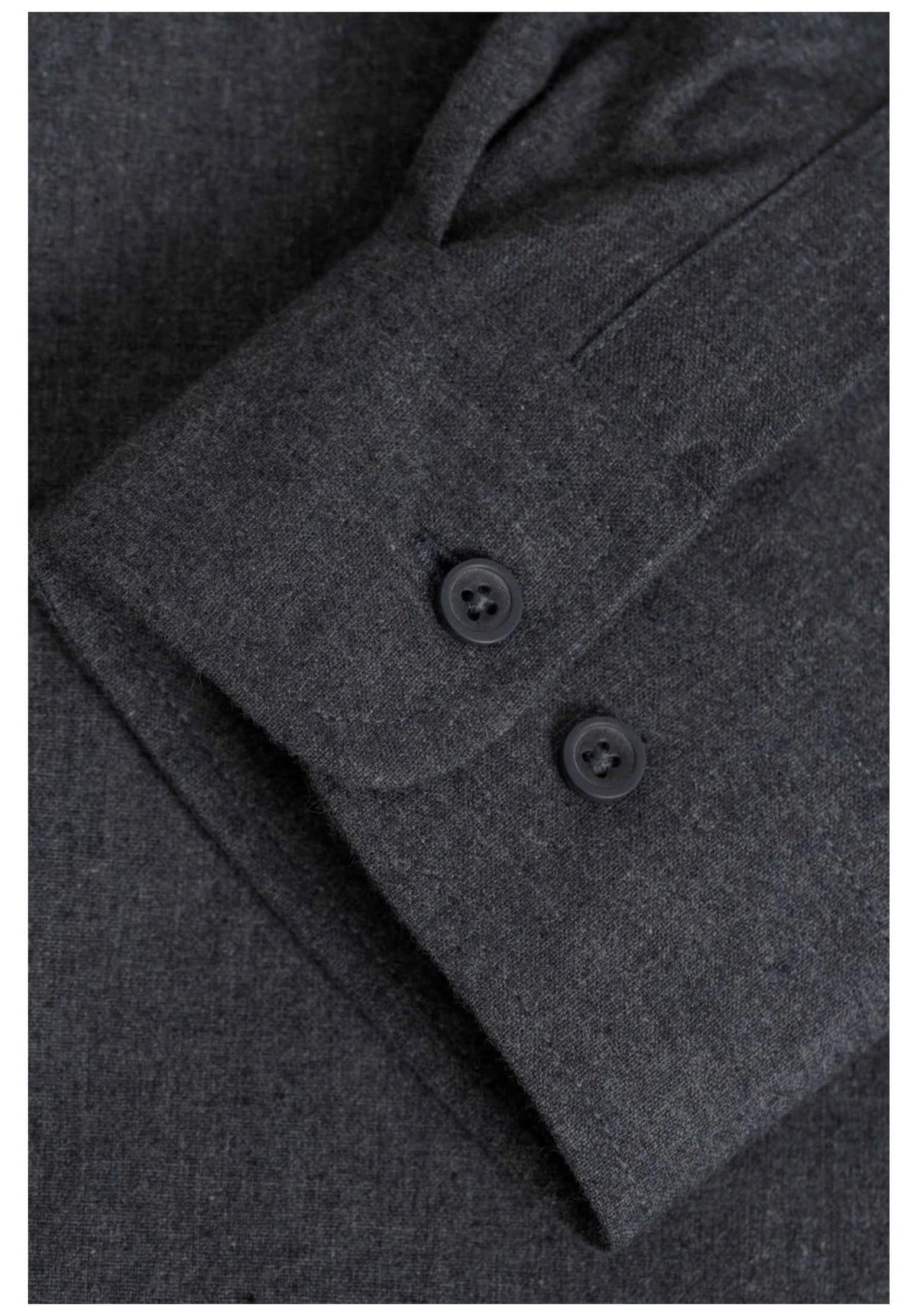 Reell Nordic Shirt-Longsleeve black – Detail view 2
