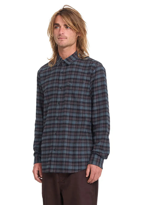 Volcom Caden Plaid Shirt-Longsleeve raisin – Front view