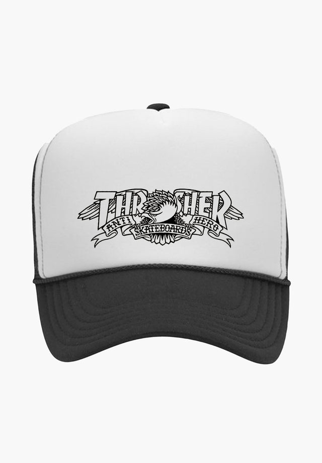 x Antihero Mag Banner Trucker white-black Vorderansicht