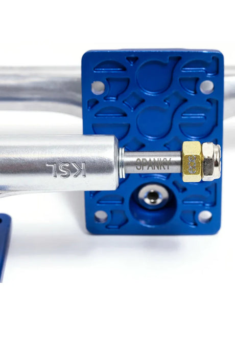 44 AF1 Limited Hollowed - Kevin Spanky Long 8,25" anodized navy blue Closeup1