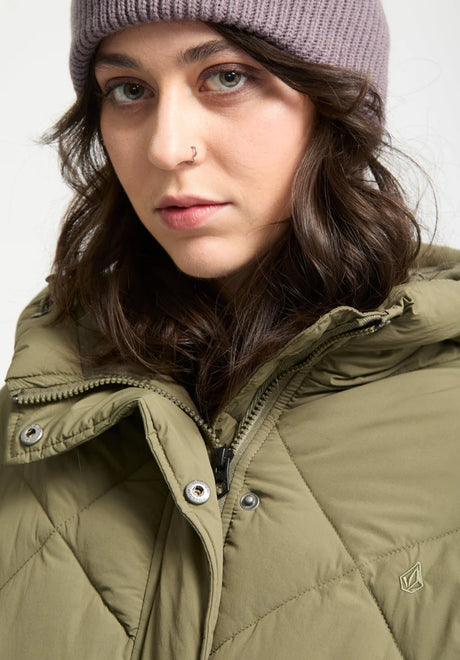 Out Of Boxy Puff wintermoss Closeup1