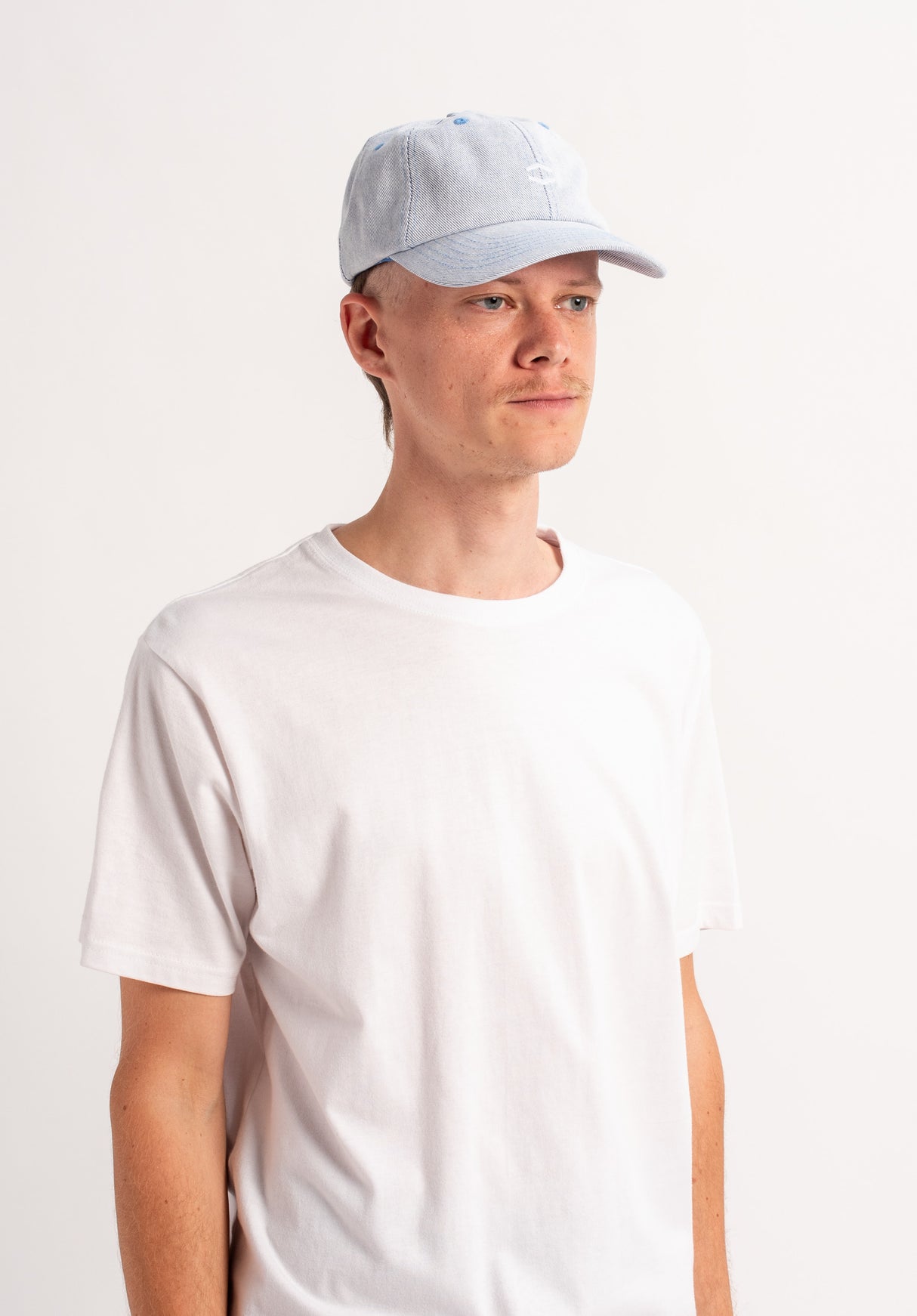 HXGN Icon Dad Cap sandybluefaded Closeup2