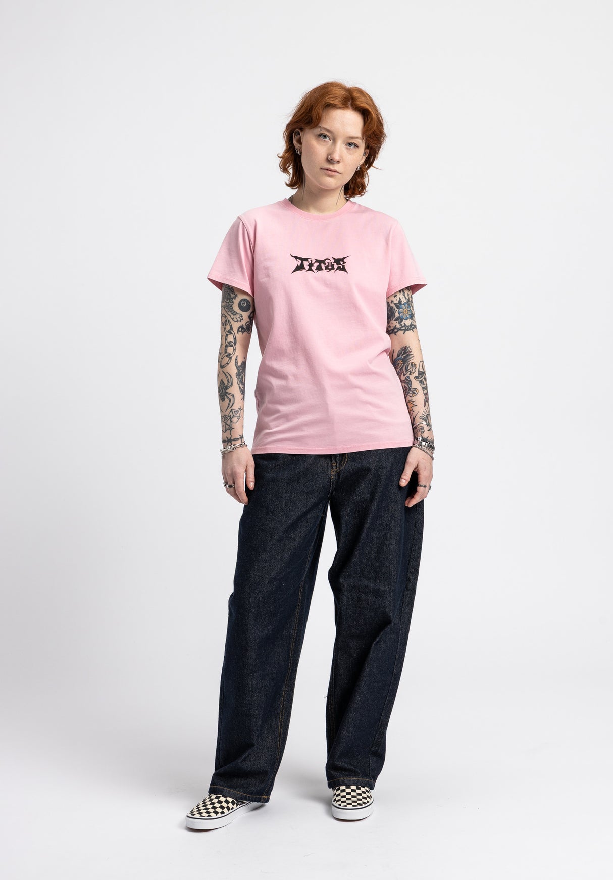 Alija lightpinkfaded Closeup1