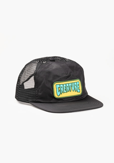 Haunted Sea Mesh Trucker Unstructured Snapback black Vorderansicht