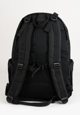 Breed 5 black-black Closeup1