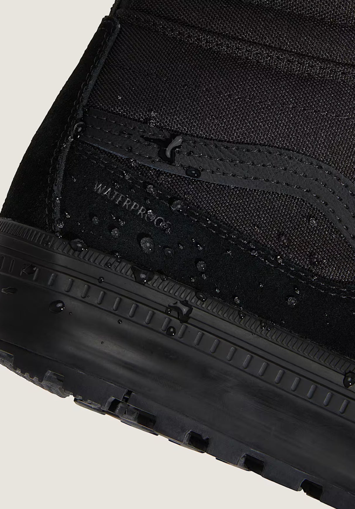 MTE Sk8-Hi Waterproof Insulated black-black Seitenansicht