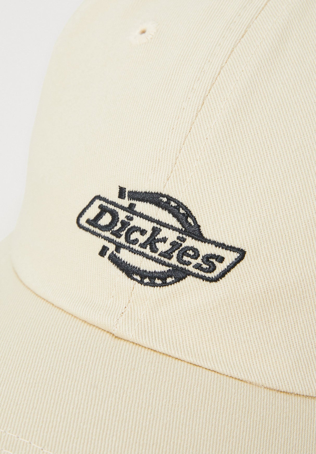 Essential Dad Cap corn-husk Closeup1