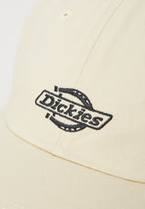 Essential Dad Cap corn-husk Closeup1