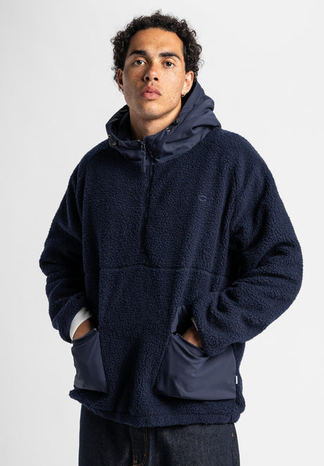 Benjamin navy Closeup1