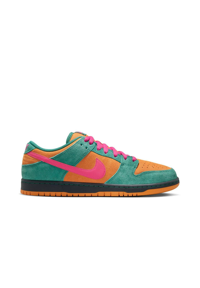 Dunk Low Pro greennoise-watermelon-lightcurry Vorderansicht