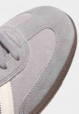 Samba ADV grey-white-gum Closeup1