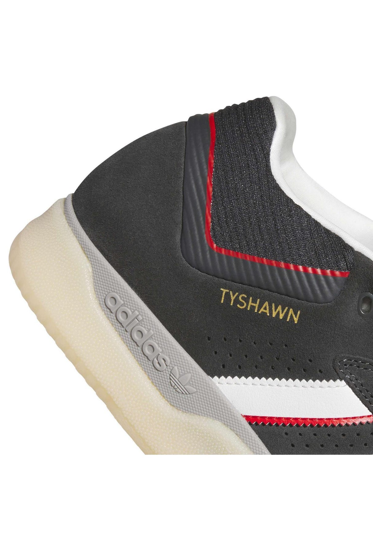 Tyshawn carbon-white-betterscarlet Seitenansicht
