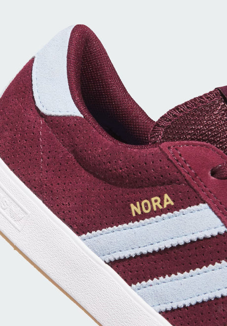 Nora maroon-white Oberansicht