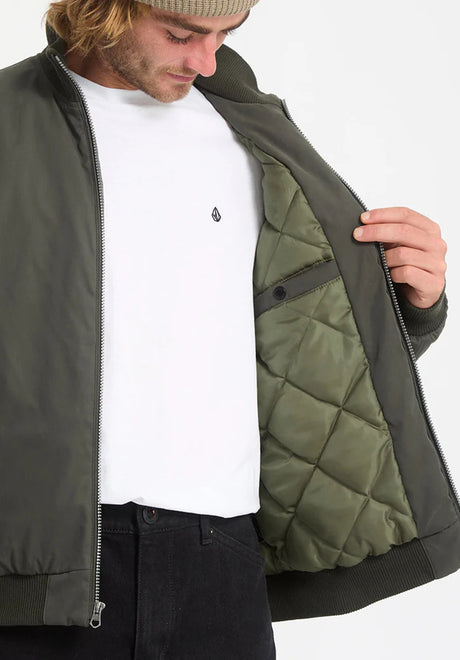 Damerman rinsedblack Closeup1