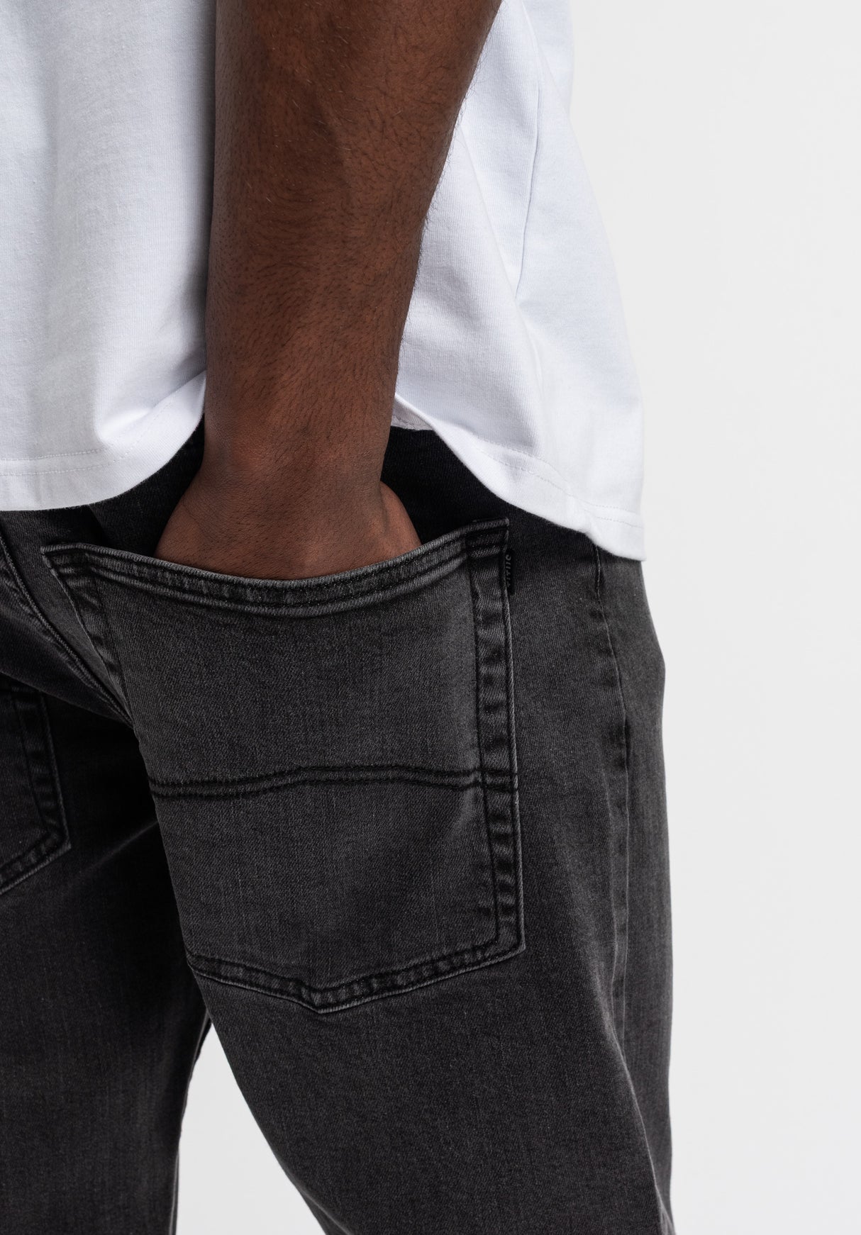 Skinny Fit black-bleached Closeup2