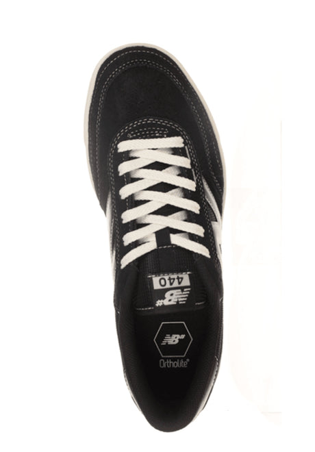 440 V2 black Closeup1