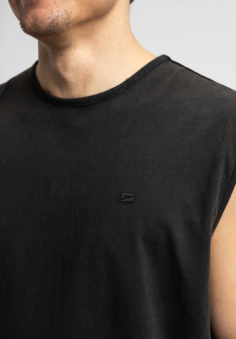 Zentus blackfaded Closeup2