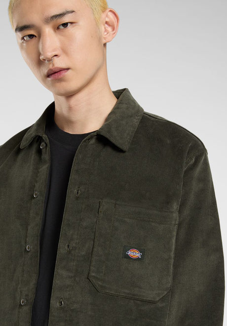 Corduroy Shirt olivegreen Closeup1
